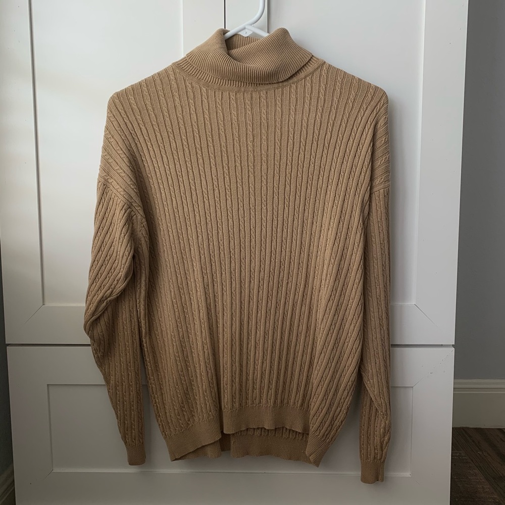 EUC Chic Tan Silk Cableknit Turtleneck Sweater